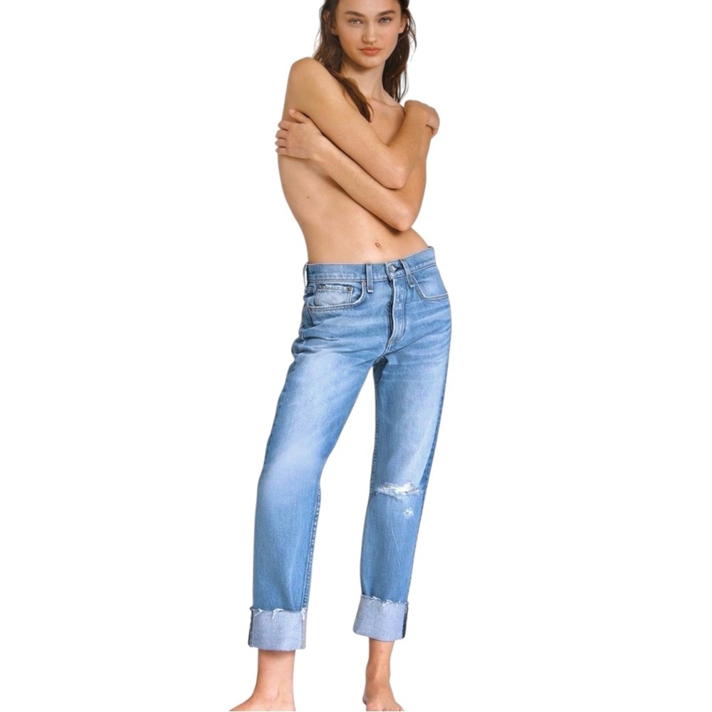 RAG & BONE Rosa Mid-Rise Boyfriend Raw
Hem in Jones Size 29